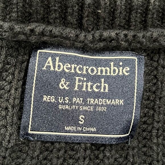 Abercrombie and Fitch Black Knit Wrap Sweater Women’s Small - Picture 2 of 4